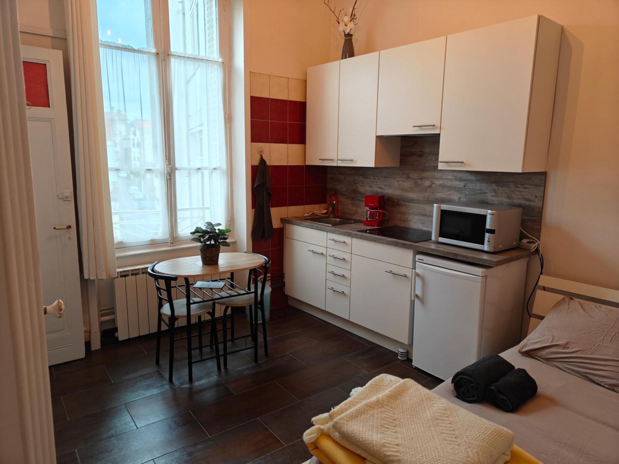 Studio Grand Hotel Chatel Guyon Eksteriør bilde